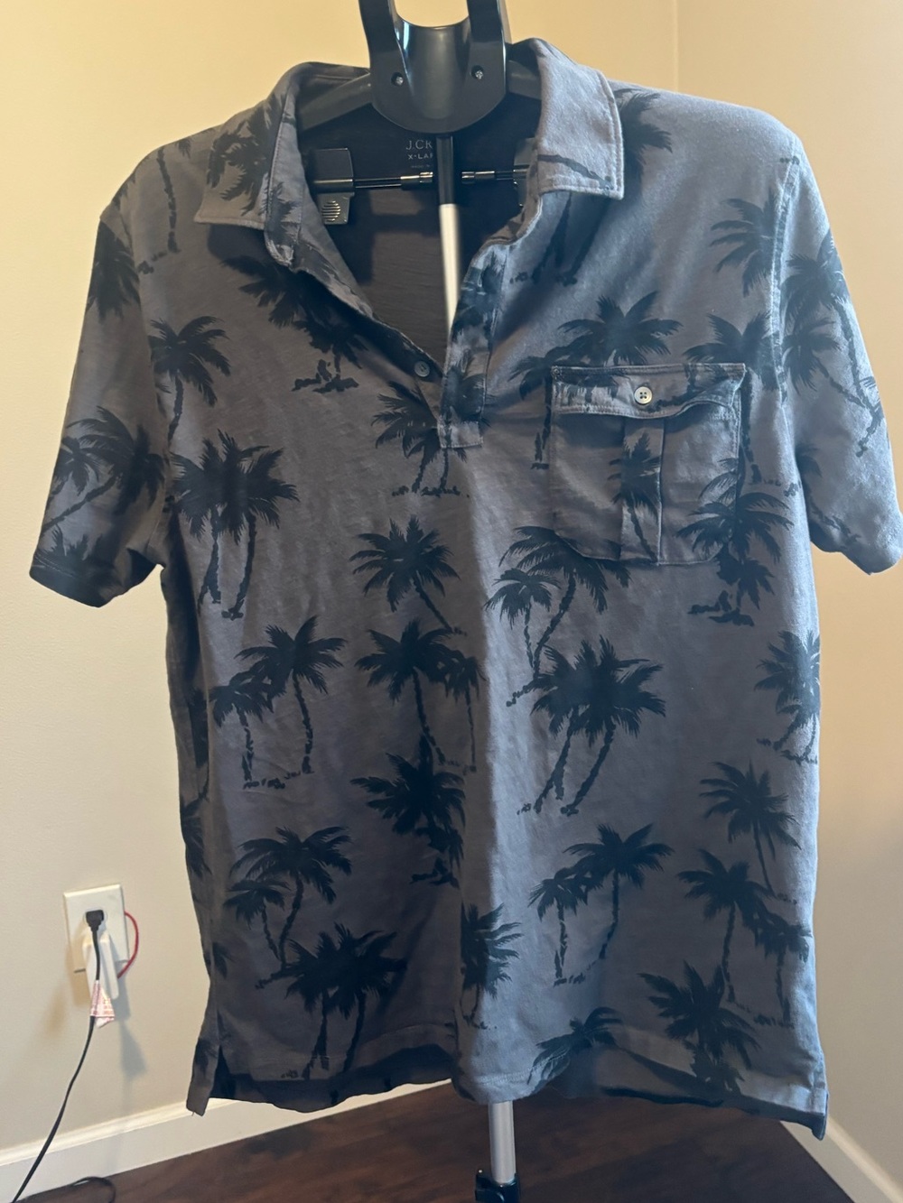 J. Crew Men's Grey Casual Polo Tropical Palm Tree Print Pocket Front‎